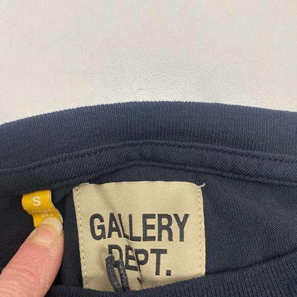 Gallery Dept. Men's Logo Souvenir T-Shirt – Size S – Black/White - Picture 3 of 12